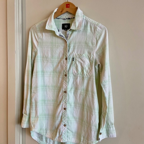 TenTree Cotton Light Weight button up Shirt - Picture 5 of 6